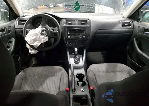 2013 Volkswagen Jetta Base z USA, uszkodzony, nr VIN 3VW2K7AJ2DM367632